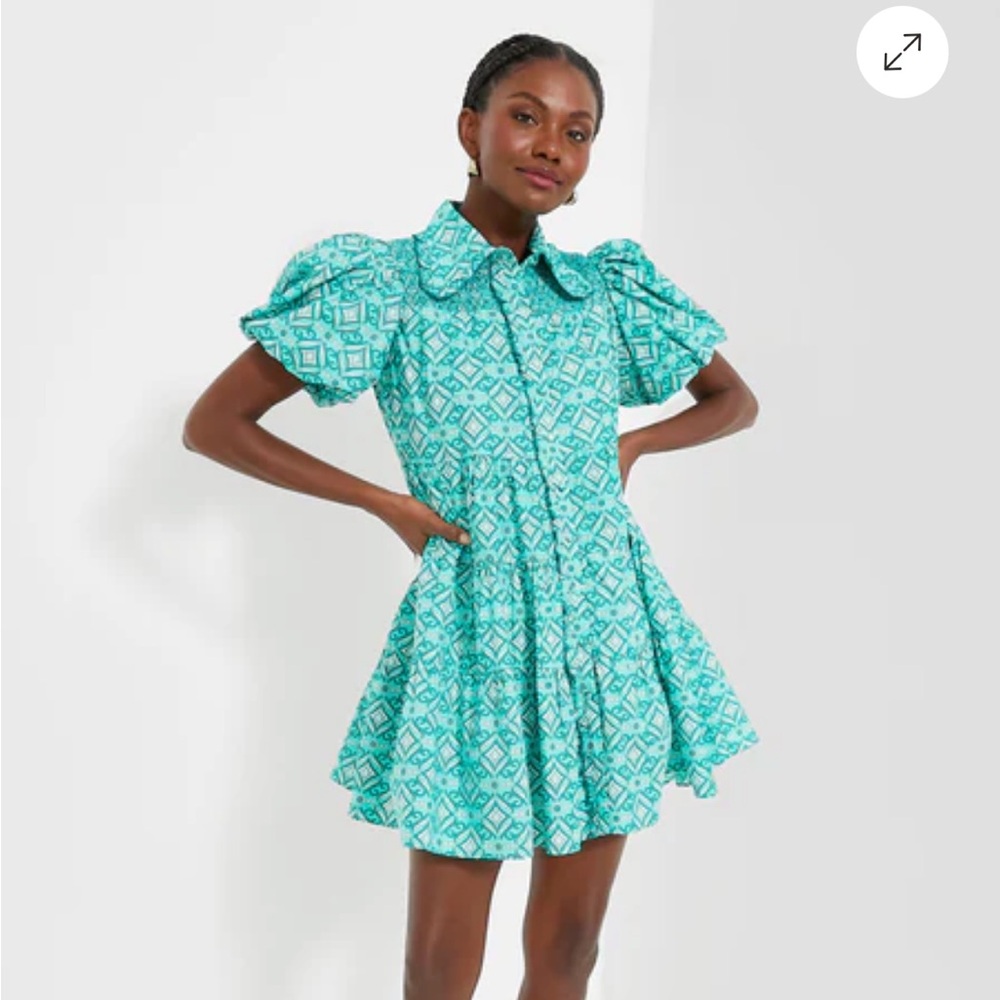 HYACINTH HOUSE
Mint Green Geo Floral Graham Mini Dress
